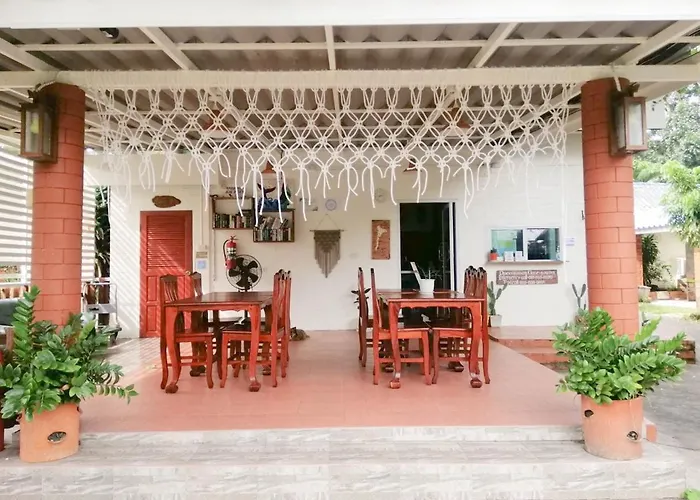 Bell House Resort